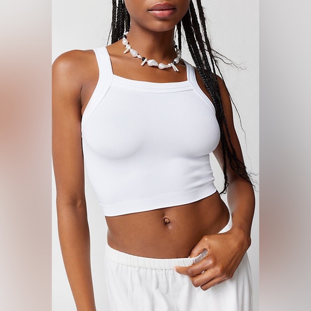 NWT Out From Under Outsiders Seamless Bra Top - Picture 3 of 4